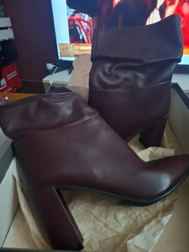 Botas media caña nuevas