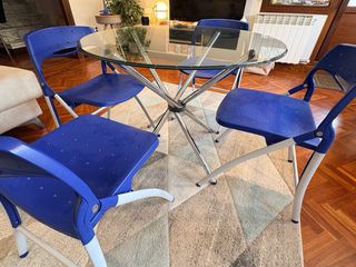 Juego de 4 sillas plegables de color azul