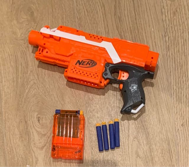 Pistola Nerf Stryfe Elite Naranja(automático)