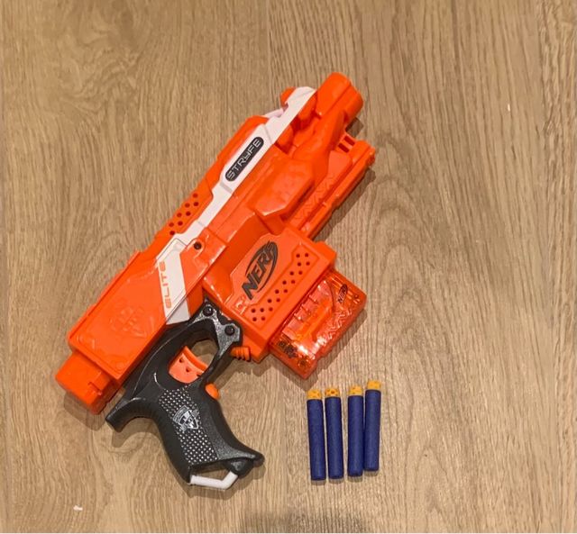 Pistola Nerf Stryfe Elite Naranja(automático)
