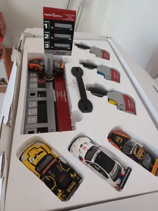 SCALEXTRIC PIT BOX