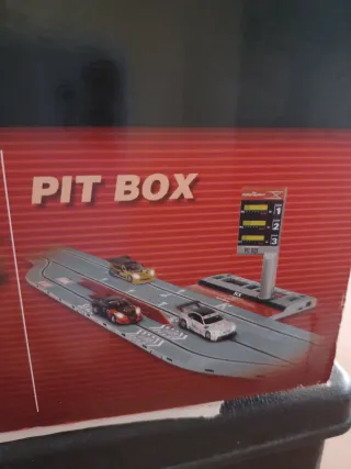 SCALEXTRIC PIT BOX