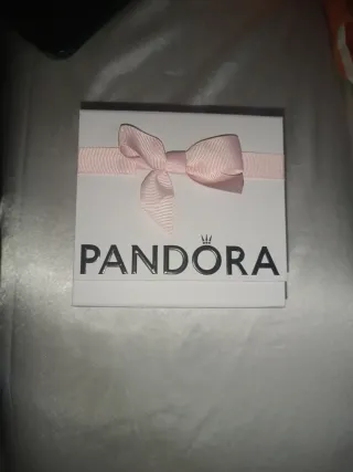 Anillo Pandora Corazones Dorados