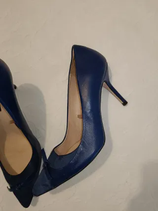 Zapatos de tacón Zara azul