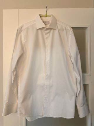 Camisa blanca elegante