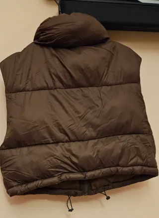 Chaleco acolchado marrón