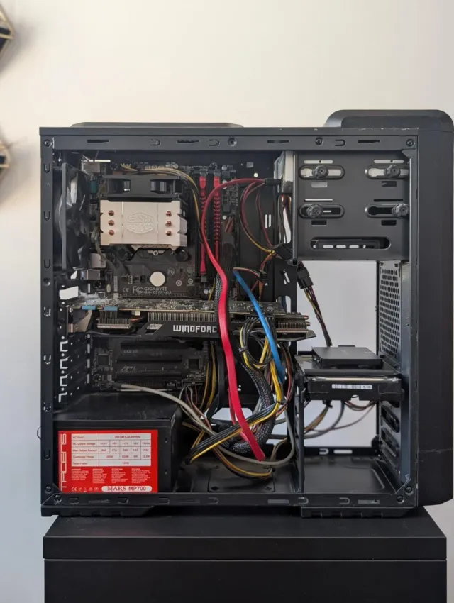 PC i7-4790 · 16GB RAM · SSD + HDD · NVIDIA