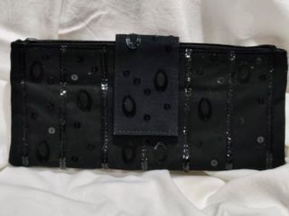 Bolso de fiesta negro con lentejuelas