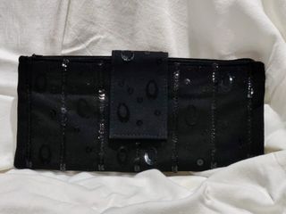 Bolso de fiesta negro con lentejuelas