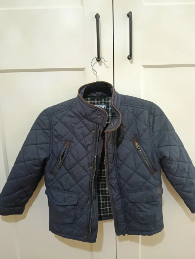 Abrigo niño azul acolchado Sfera