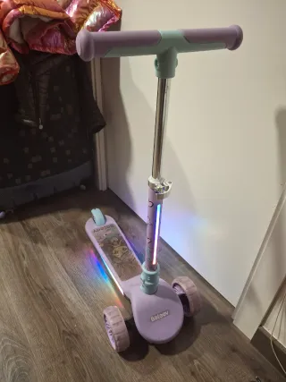 Patinete infantil 3 ruedas con luces