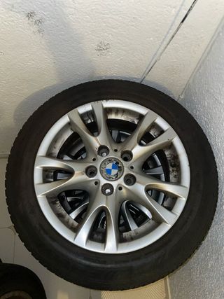4 Llantas de BMW con neumáticos como nuevos