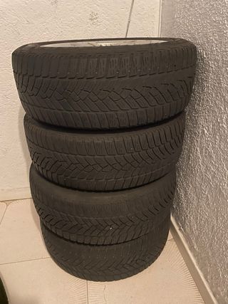 4 Llantas de BMW con neumáticos como nuevos