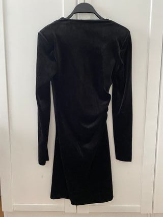 Vestido mini Zara negro