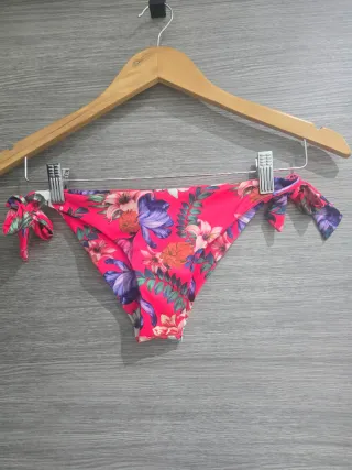 Parte inferior bikini flores