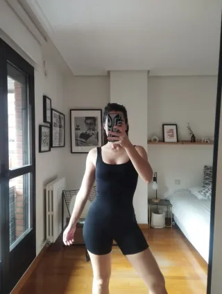 Mono corto negro Shein