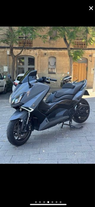 Yamaha TMAX 530 Gris Oscuro año de 2015
