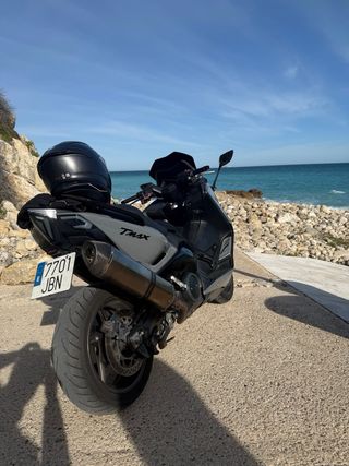 Yamaha TMAX 530 iron  Gris Oscuro año de 2015