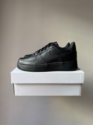Nike Air Force 1 Low Triple Black [35]