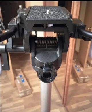 Trípode Profesional Daiwa