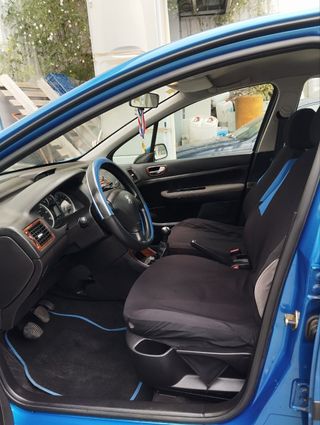 PEUGEOT  307 5P XT 2.0 HD 2001