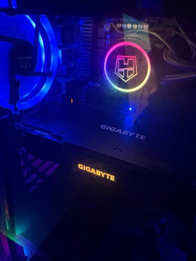 Gigabyte RTX 2060 Super Tarjeta Gráfica