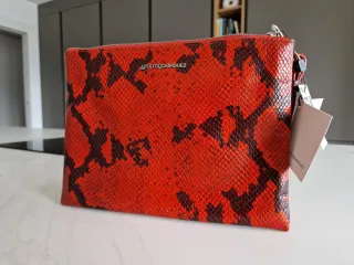 Bolso Adolfo Dominguez piel serpiente rojo