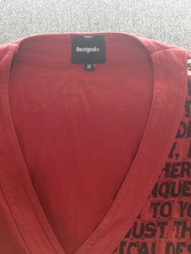 Vestido Desigual rojo con estampado