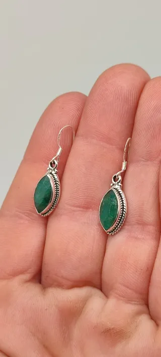 Pendientes de Plata y Esmeralda.