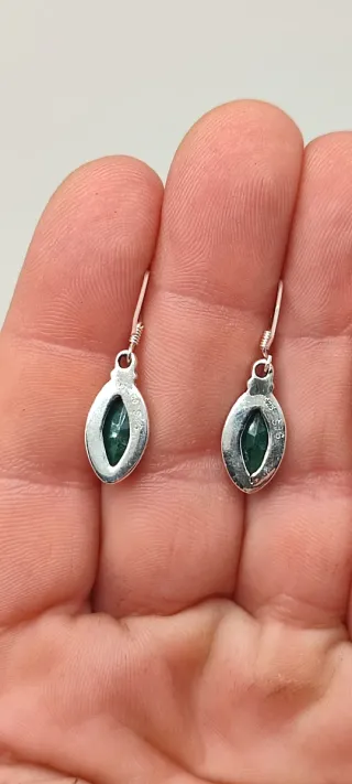 Pendientes de Plata y Esmeralda.
