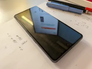 Google Pixel 7 Negro 256GB y Funda MOUS de carbono