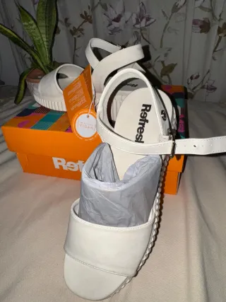 Sandalias Refresh Blancas