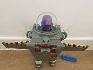 Buzz Lightyear muñeco película Lightyear