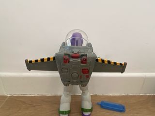 Buzz Lightyear muñeco película Lightyear