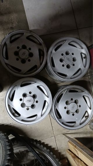 Llantas Ford Fiesta XR2