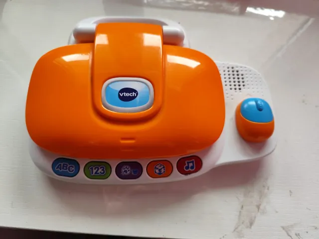 Ordenador infantil VTech naranja