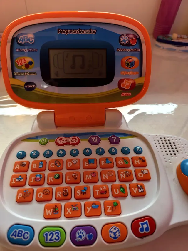 Ordenador infantil VTech naranja
