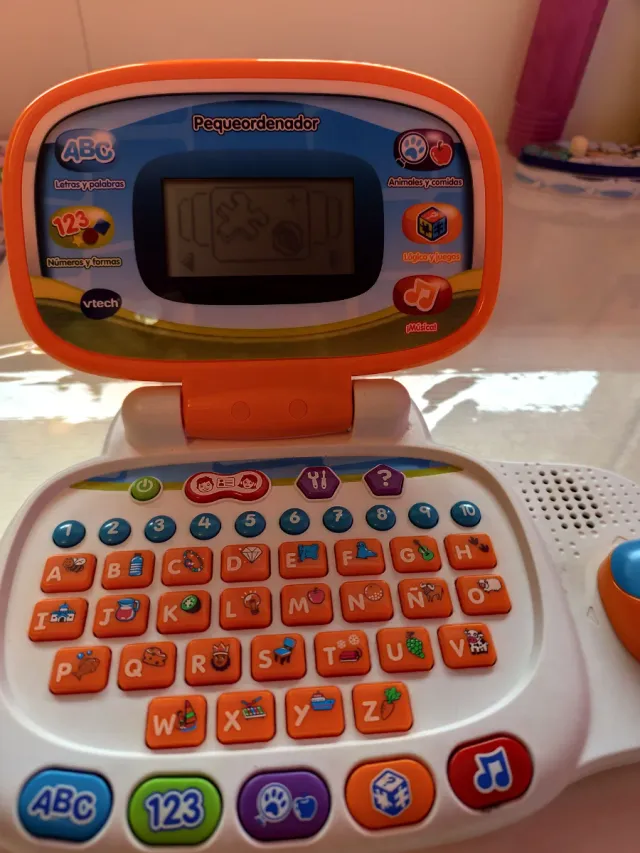 Ordenador infantil VTech naranja