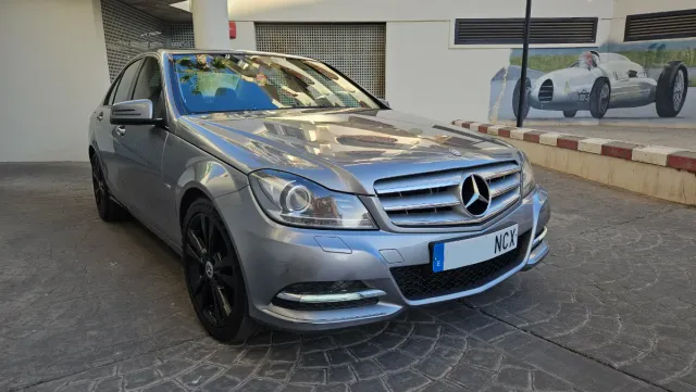 Mercedes-Benz Clase C 2011