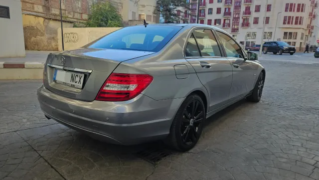 Mercedes-Benz Clase C 2011