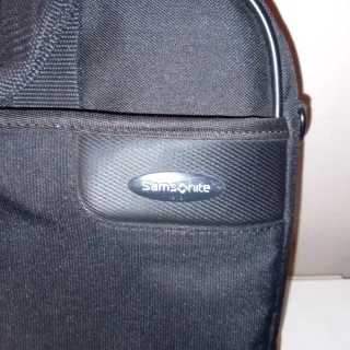 Maletín Samsonite Negro