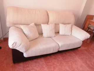 Sofá de 3 plazas beige y marrón