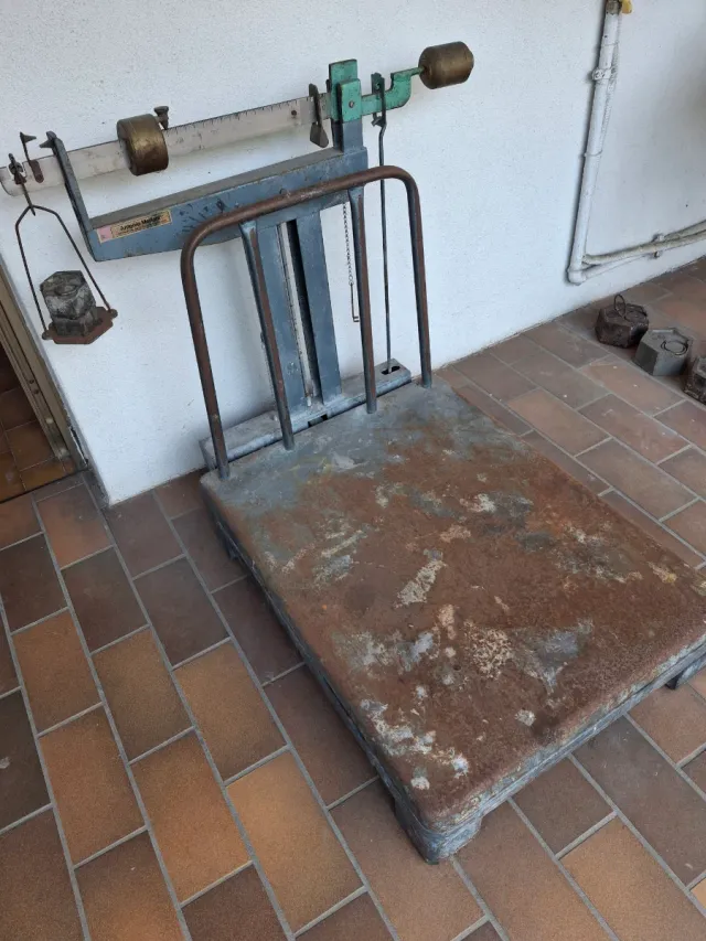 Bilancia bascula Antonio Merloni