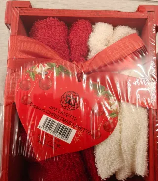 scatola regalo natale candele strofinacci lavette