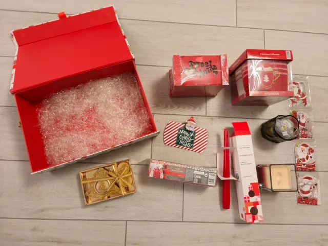 scatola regalo natale candele strofinacci lavette