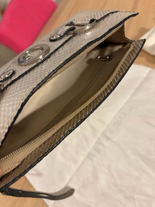 Pochette Guess Argento