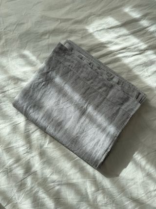 Tende in lino di colore grigio