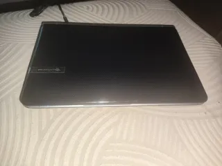 Packard Bell Portátil Modelo Z08