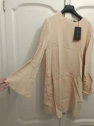Vestido Zara Beige Talla M con etiqueta