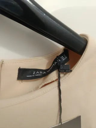 Vestido Zara Beige Talla M con etiqueta